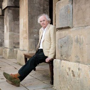 Sir Philip Pullman
