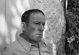 René Char dans les années 1970. Photo J. Robert © Éditions Gallimard