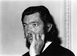 Julio Cortázar en 1974, à l'occasion de la remise du prix Médicis Étranger. Photo Jacques Robert © Éditions Gallimard